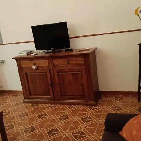 Casa Mafalda Aradeo Buitenkant foto
